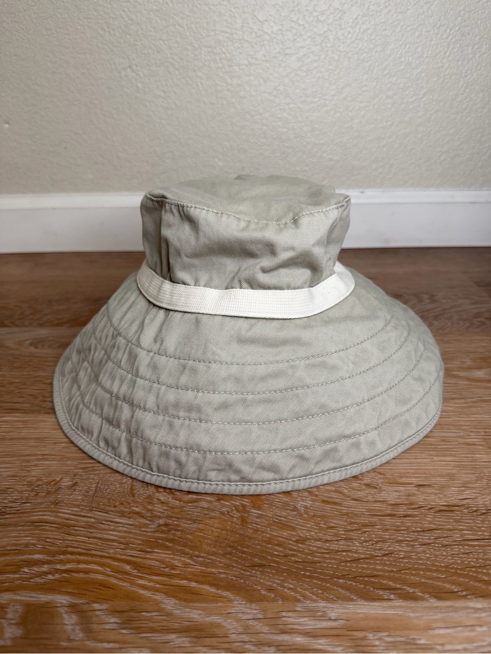 GAP 100% Cotton Women's Light Gray Wide Brim Sun Hat, Size M/L